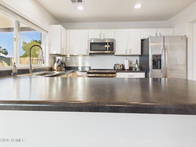 3613 W CAMPO BELLO Drive, Glendale, AZ 85308