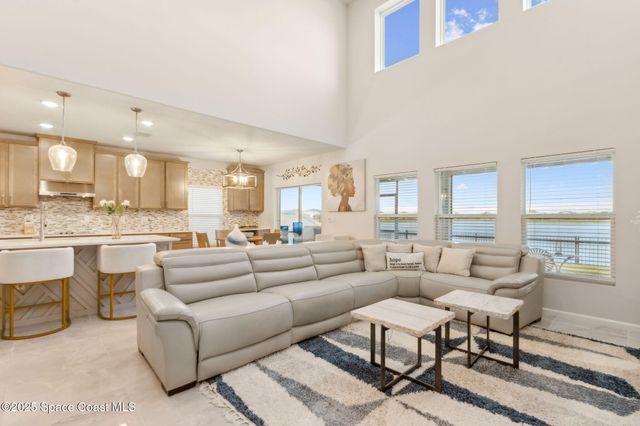 346 Kylar Drive NW, Palm Bay, FL 32907