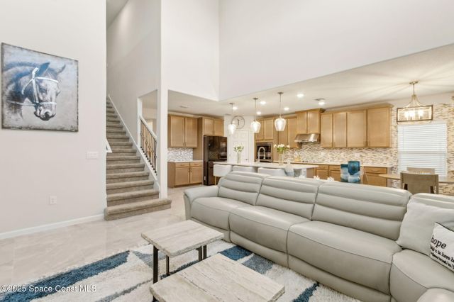 346 Kylar Drive NW, Palm Bay, FL 32907