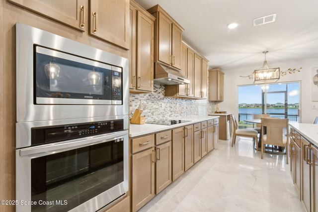 346 Kylar Drive NW, Palm Bay, FL 32907