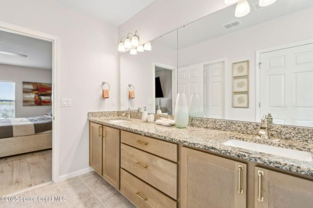 346 Kylar Drive NW, Palm Bay, FL 32907