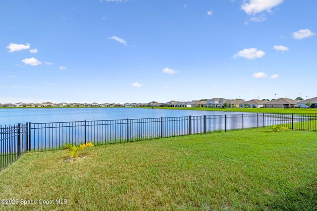 346 Kylar Drive NW, Palm Bay, FL 32907