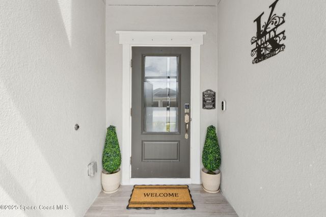 346 Kylar Drive NW, Palm Bay, FL 32907