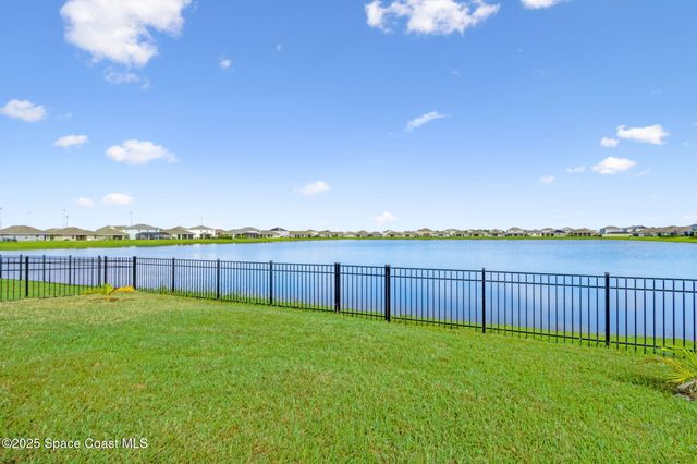 346 Kylar Drive NW, Palm Bay, FL 32907