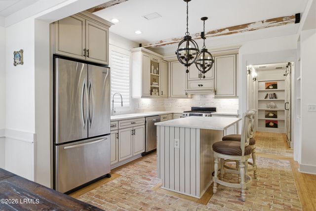 625 Spanish Wells Rd Unit 12, Hilton Head Island, SC 29926