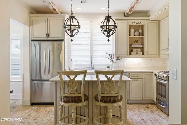 625 Spanish Wells Rd Unit 12, Hilton Head Island, SC 29926