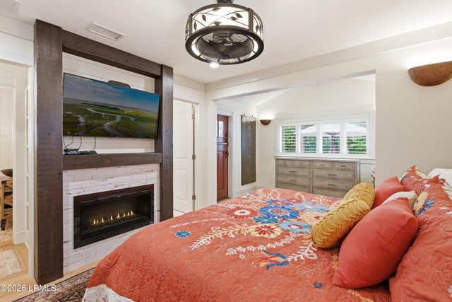 625 Spanish Wells Rd Unit 12, Hilton Head Island, SC 29926