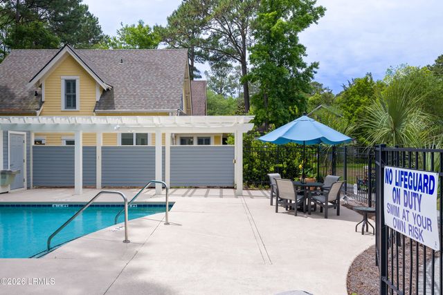 625 Spanish Wells Rd Unit 12, Hilton Head Island, SC 29926