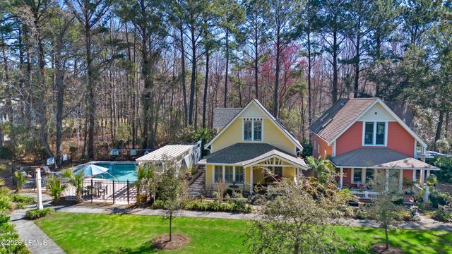625 Spanish Wells Rd Unit 12, Hilton Head Island, SC 29926