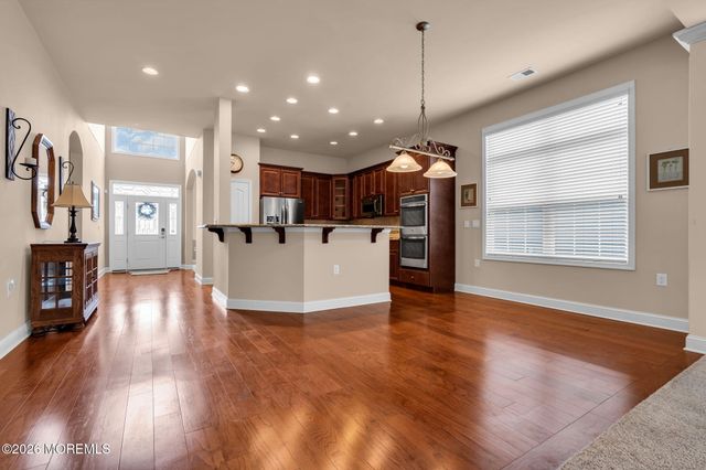 45 Ship Bottom Lane, Waretown, NJ 08758