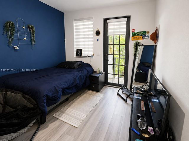 3054 NW 103rd Path, Doral, FL 33172