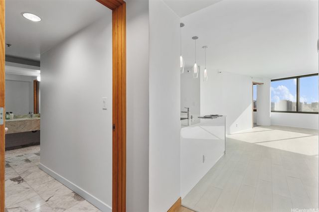 1330 Ala Moana Boulevard 3607, Honolulu, HI 96814