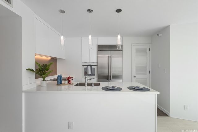 1330 Ala Moana Boulevard 3607, Honolulu, HI 96814