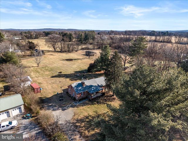 37116 SNICKERSVILLE TPKE, Purcellville, VA 20132