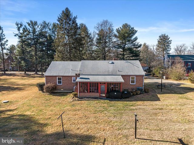 37116 SNICKERSVILLE TPKE, Purcellville, VA 20132