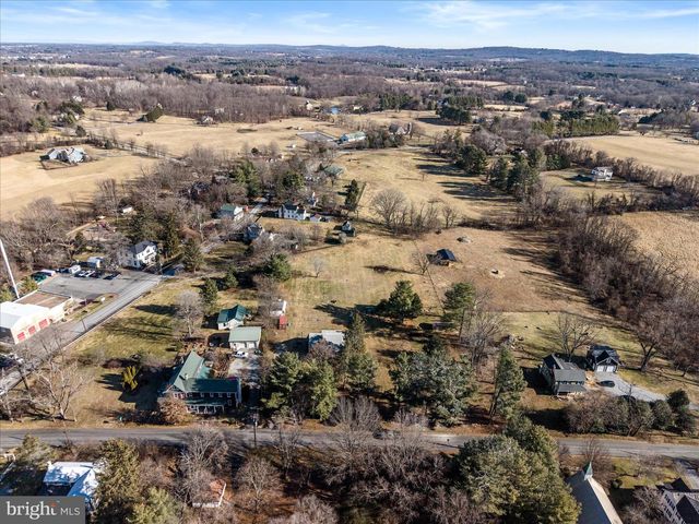 37116 SNICKERSVILLE TPKE, Purcellville, VA 20132