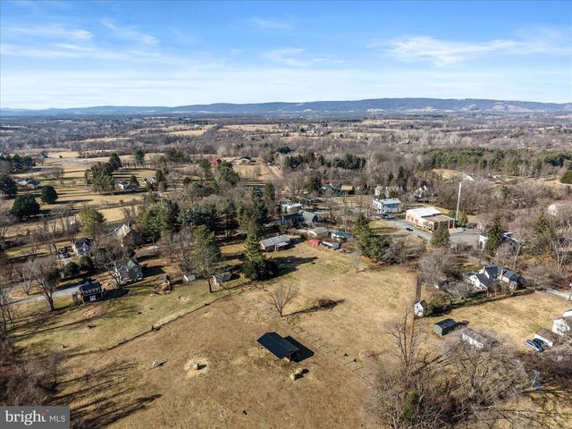 37116 SNICKERSVILLE TPKE, Purcellville, VA 20132