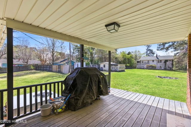 118 E Wyche Street, Whiteville, NC 28472