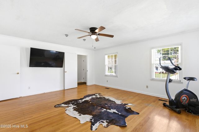 118 E Wyche Street, Whiteville, NC 28472