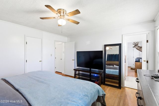 118 E Wyche Street, Whiteville, NC 28472