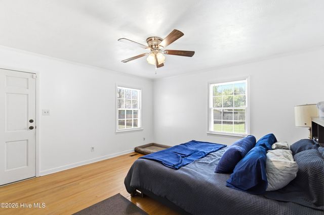 118 E Wyche Street, Whiteville, NC 28472