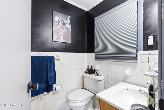 118 E Wyche Street, Whiteville, NC 28472