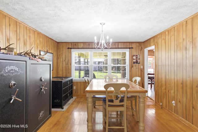 118 E Wyche Street, Whiteville, NC 28472