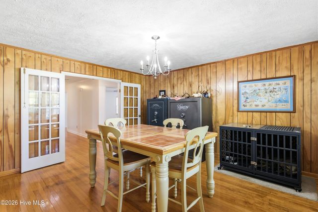 118 E Wyche Street, Whiteville, NC 28472