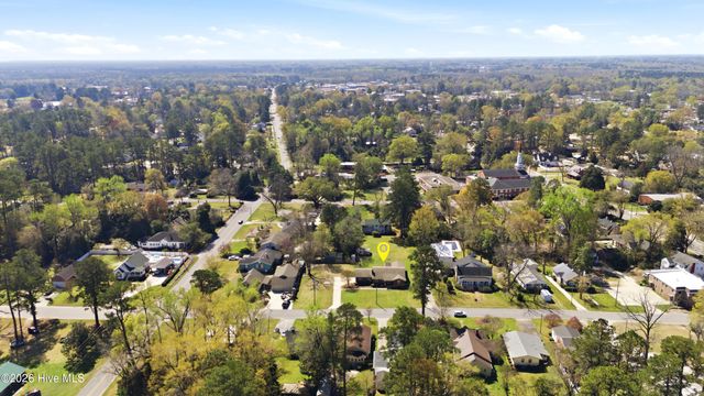 118 E Wyche Street, Whiteville, NC 28472