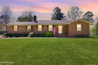 118 E Wyche Street, Whiteville, NC 28472