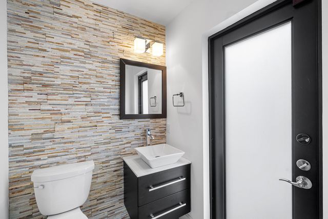 4668 Wildewood Drive, Delray Beach, FL 33445