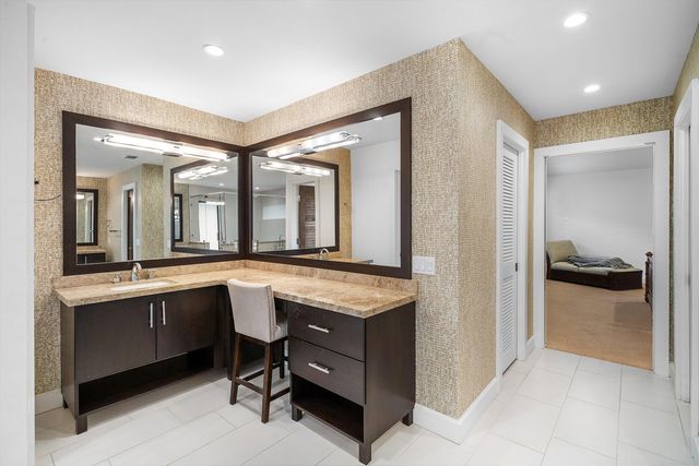 4668 Wildewood Drive, Delray Beach, FL 33445