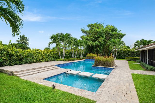 4668 Wildewood Drive, Delray Beach, FL 33445