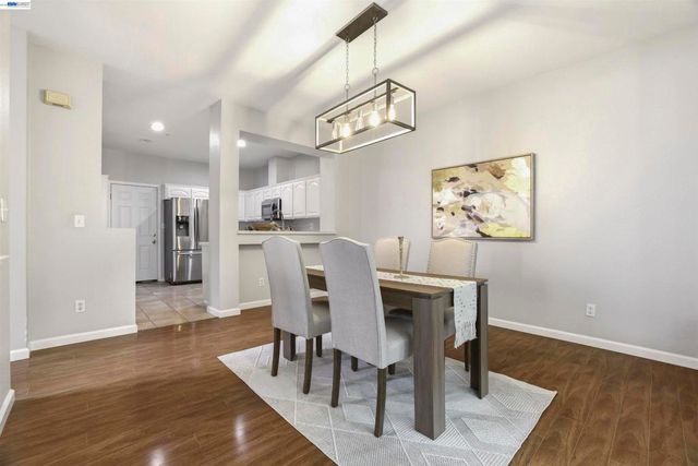 7445 Brigadoon Way, Dublin, CA 94568