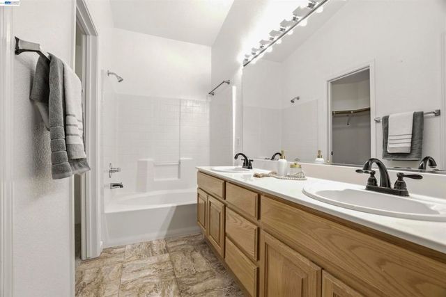 7445 Brigadoon Way, Dublin, CA 94568