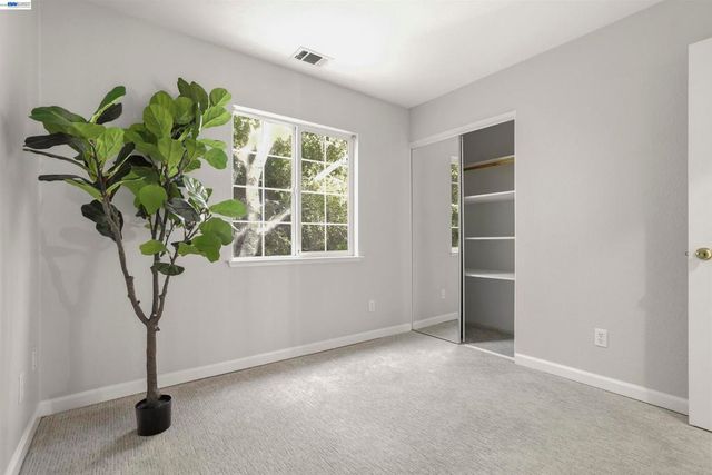 7445 Brigadoon Way, Dublin, CA 94568