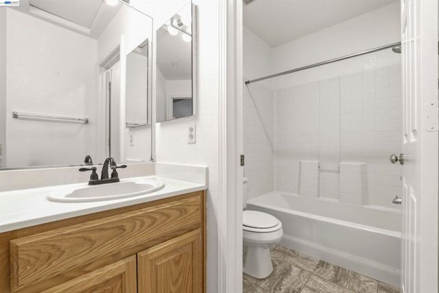 7445 Brigadoon Way, Dublin, CA 94568
