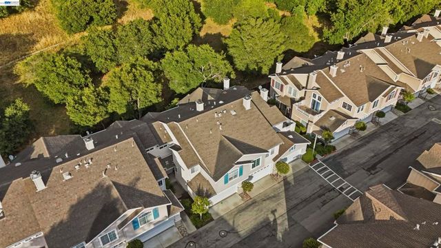 7445 Brigadoon Way, Dublin, CA 94568