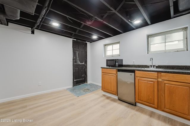 2344 Lansdowne Ave, Louisville, KY 40217