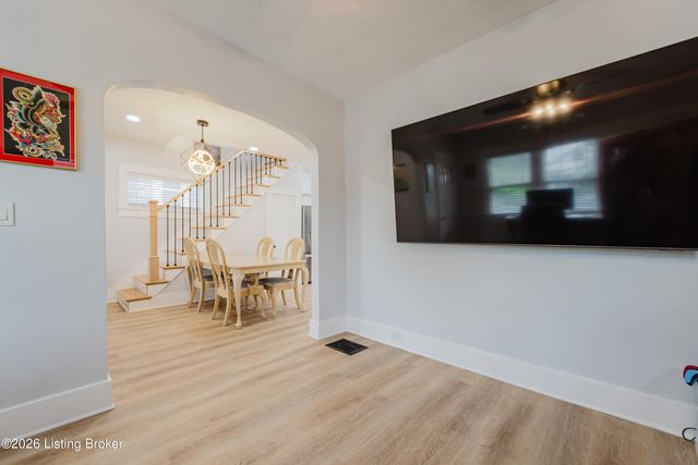 2344 Lansdowne Ave, Louisville, KY 40217