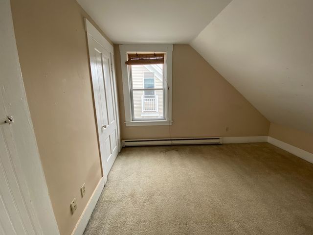 33-35 Elm Street, Newmarket, NH 03857