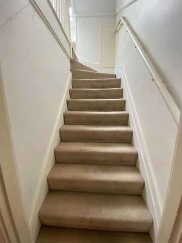 33-35 Elm Street, Newmarket, NH 03857