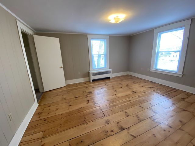 33-35 Elm Street, Newmarket, NH 03857