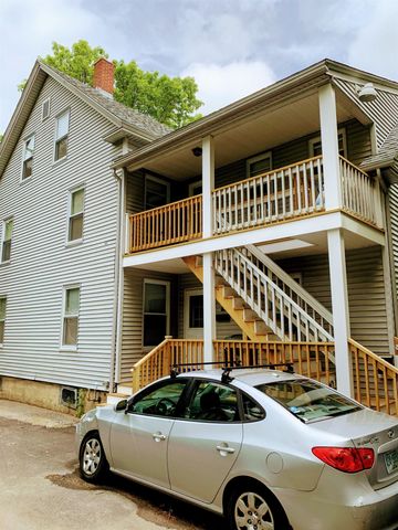 33-35 Elm Street, Newmarket, NH 03857