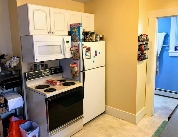 33-35 Elm Street, Newmarket, NH 03857