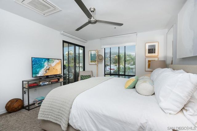 2130 Vallecitos 342, La Jolla, CA 92037