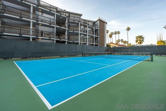 2130 Vallecitos 342, La Jolla, CA 92037