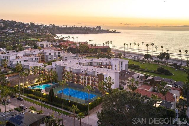 2130 Vallecitos 342, La Jolla, CA 92037