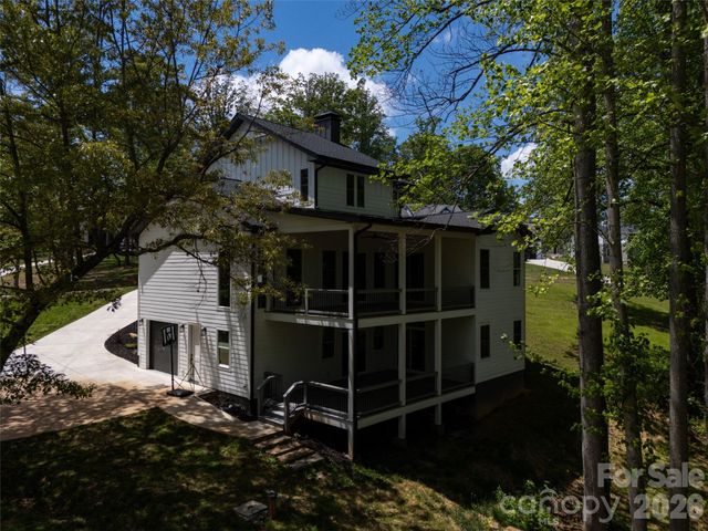 24 Copper Mill Court, Candler, NC 28715