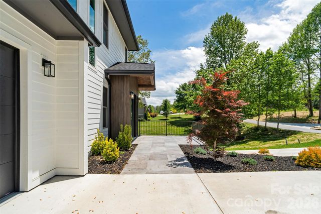 24 Copper Mill Court, Candler, NC 28715